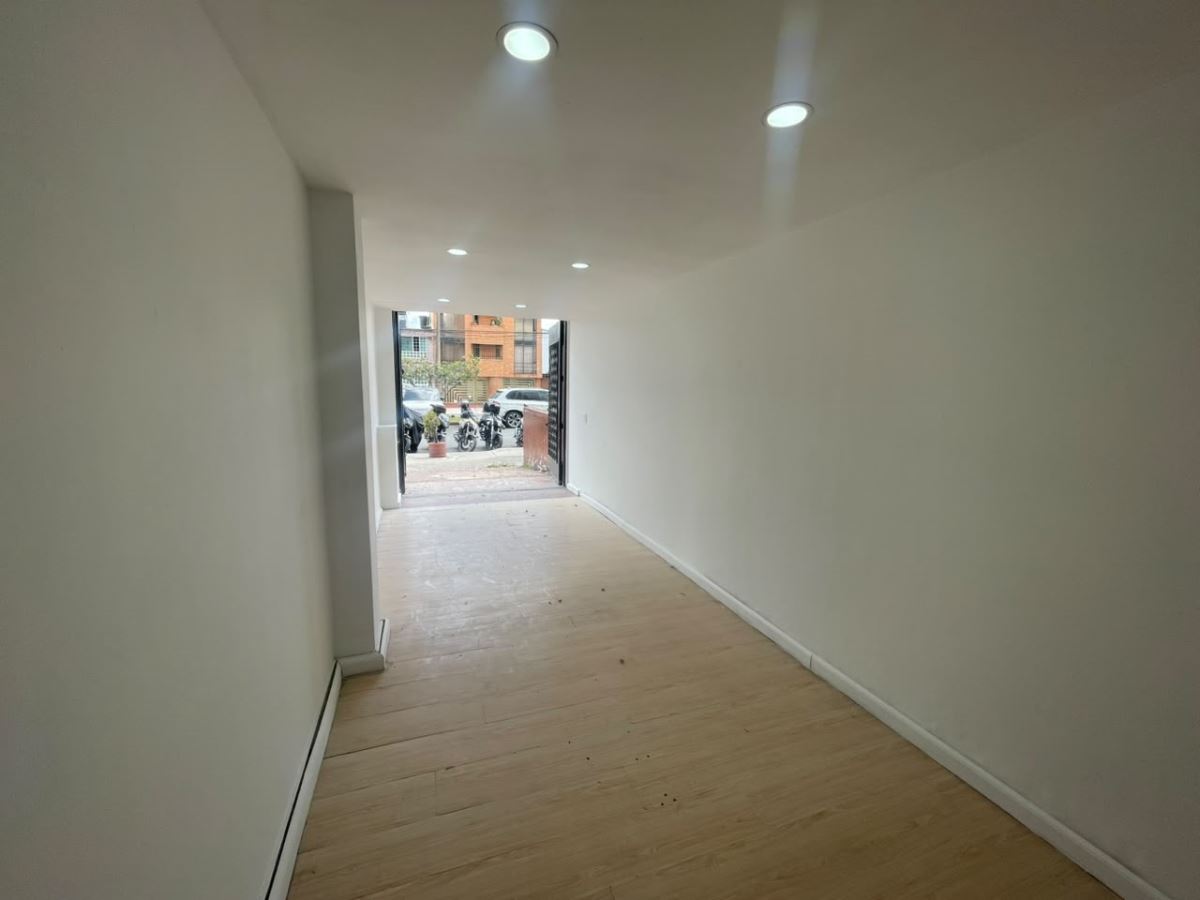 Local en Arriendo - Bogota, LOS ANDES 6370