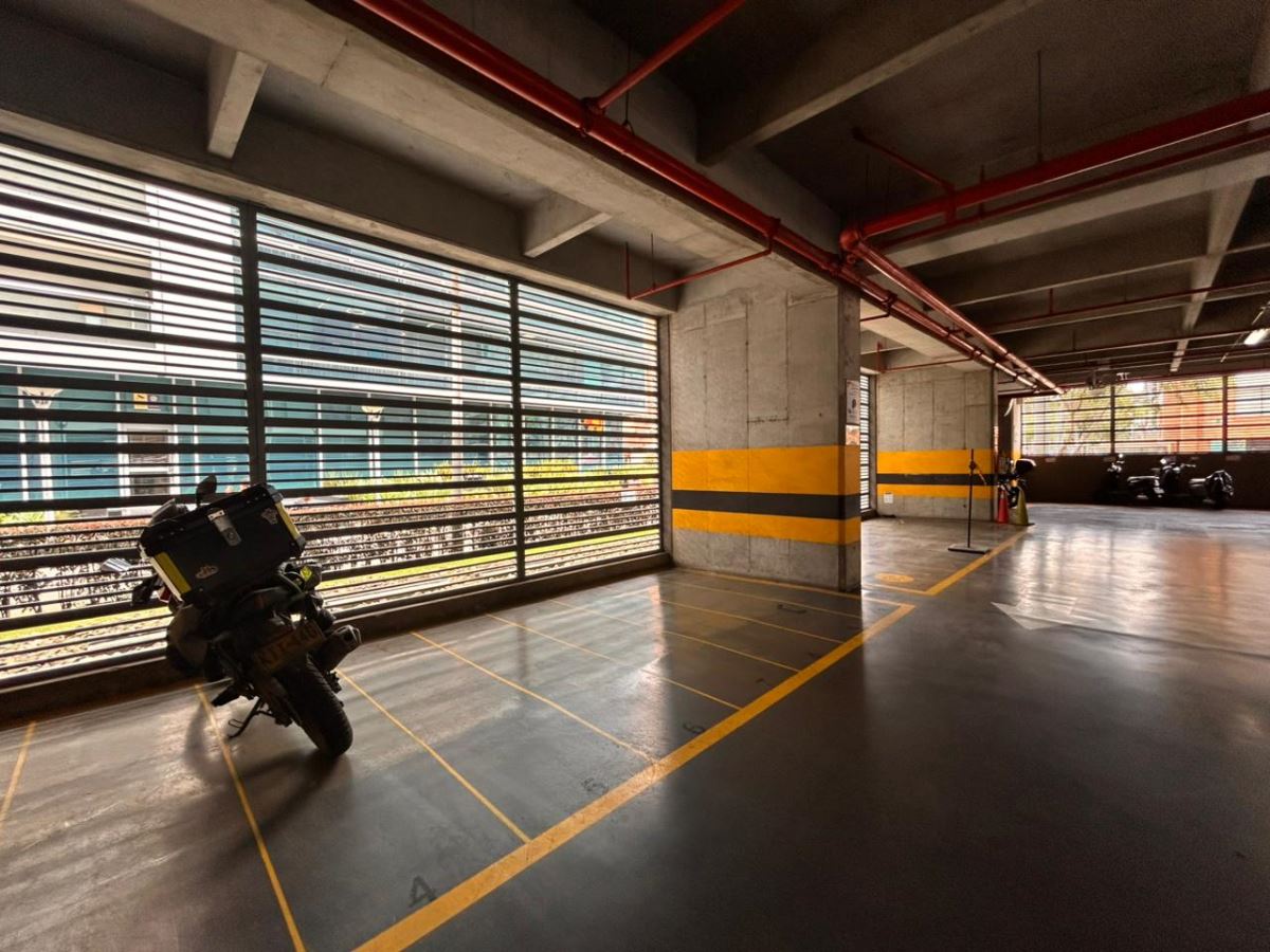 Oficina en Arriendo - Bogota, CHICÓ NORTE 5989