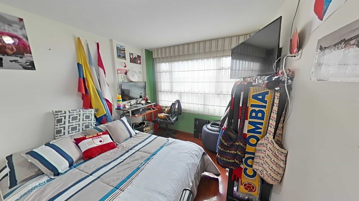 Casa en Venta - Bogota, SAN CIPRIANO 3980