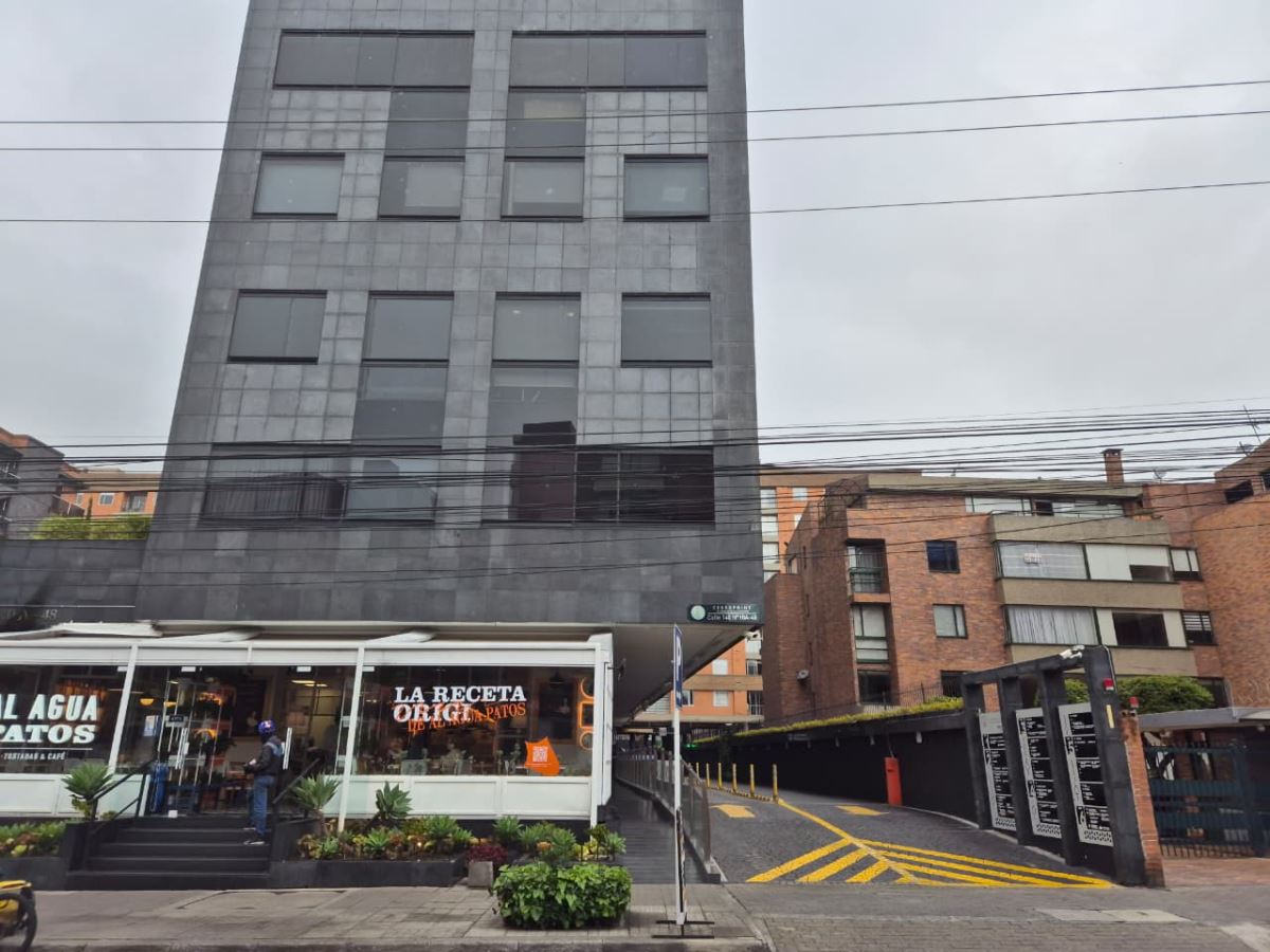 Oficina en Arriendo - Bogota, GALERÍAS 3898