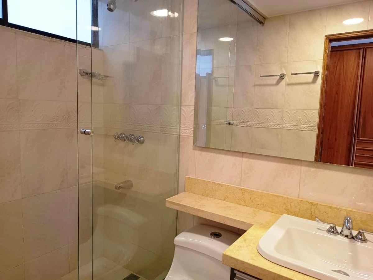Apartamento en Arriendo - Bogota, SANTA BÁRBARA 6246
