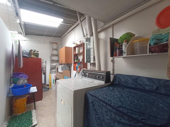 Casa en Venta - Bogota, MODELIA 1942