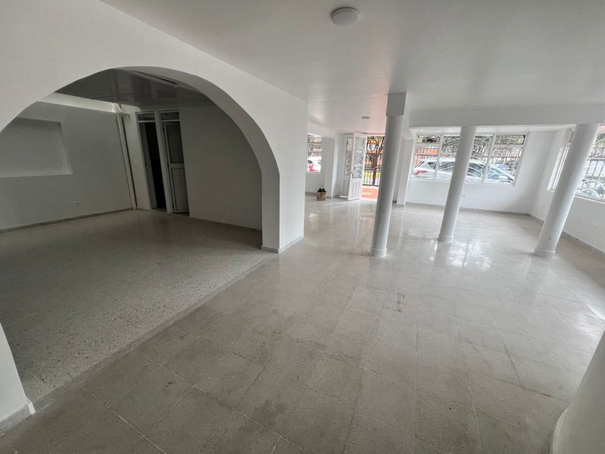 Local en Arriendo - Bogota, CIUDAD SALITRE NOR-ORIENTAL 4752