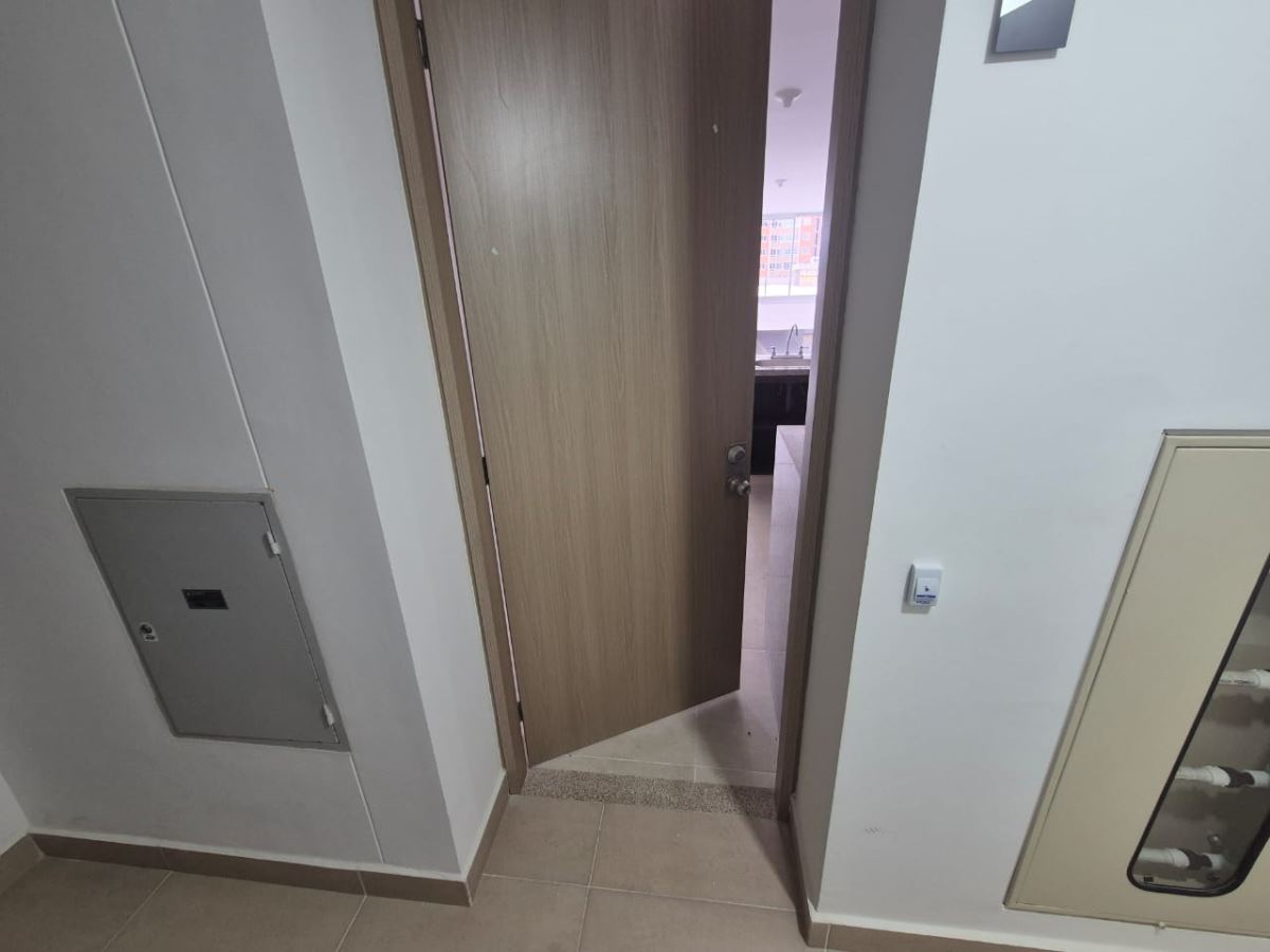 Apartamento en Arriendo - Bogota, CASTILLA 6378