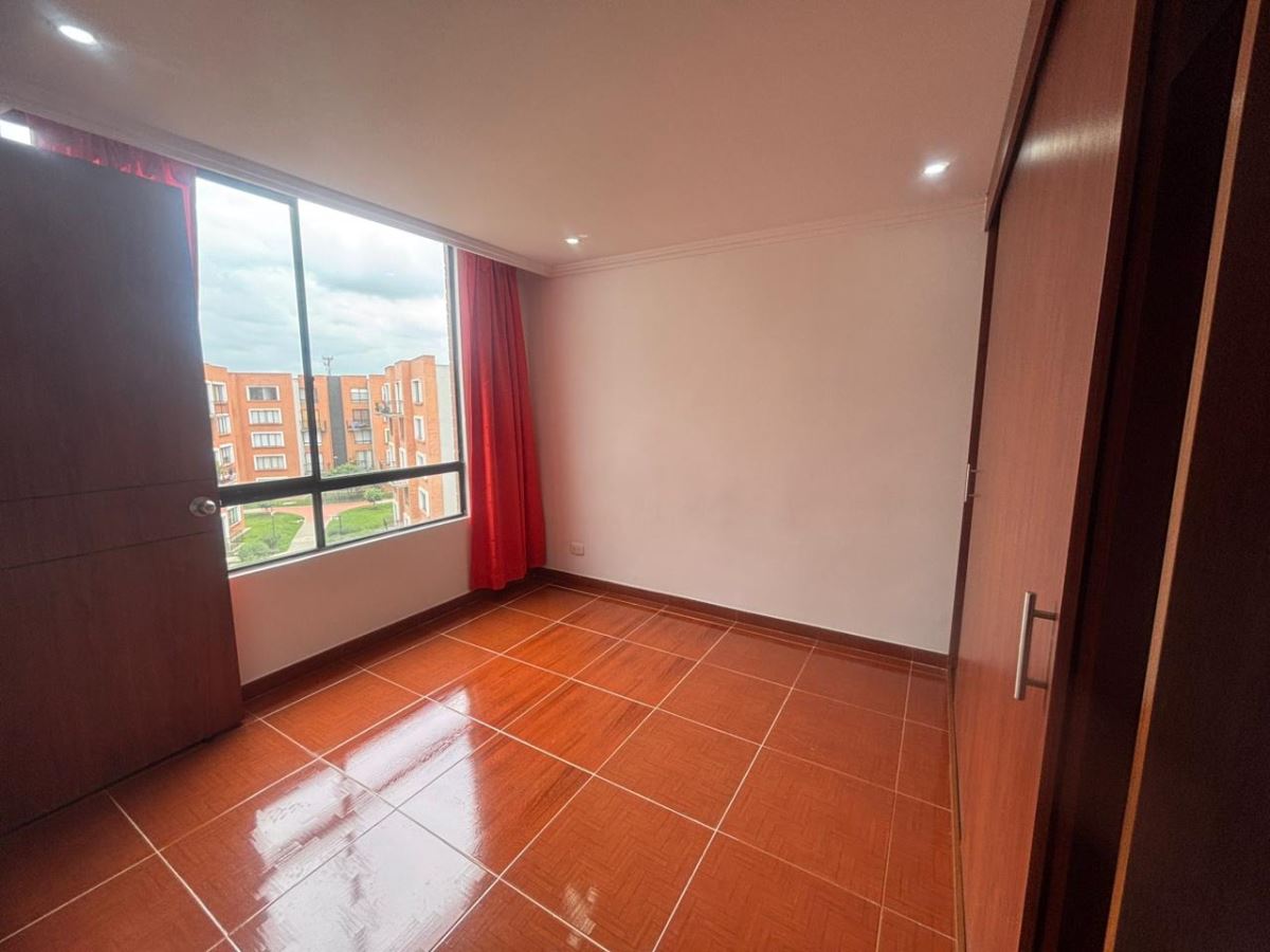 Apartamento en Venta - Madrid, SERREZUELA 4987