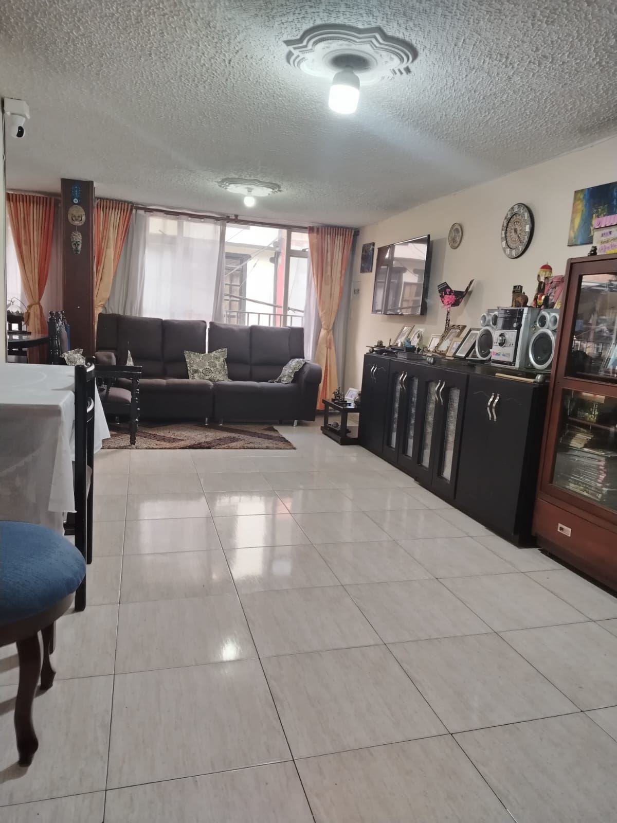 Casa en Venta - Bogota, PATIO BONITO I 6077
