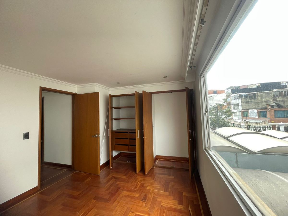 Casa en Venta - Bogota, MODELIA 3594