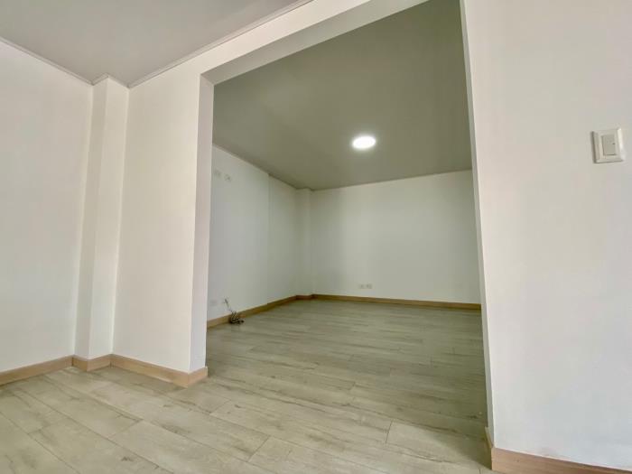 Casa en Arriendo - Bogota, EL DORADO SAN JOAQUÍN 2219