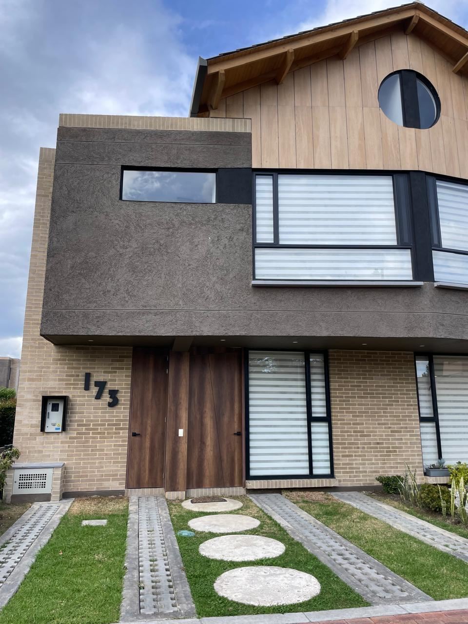 Casa en Arriendo - Bogota, CEDRITOS 5154