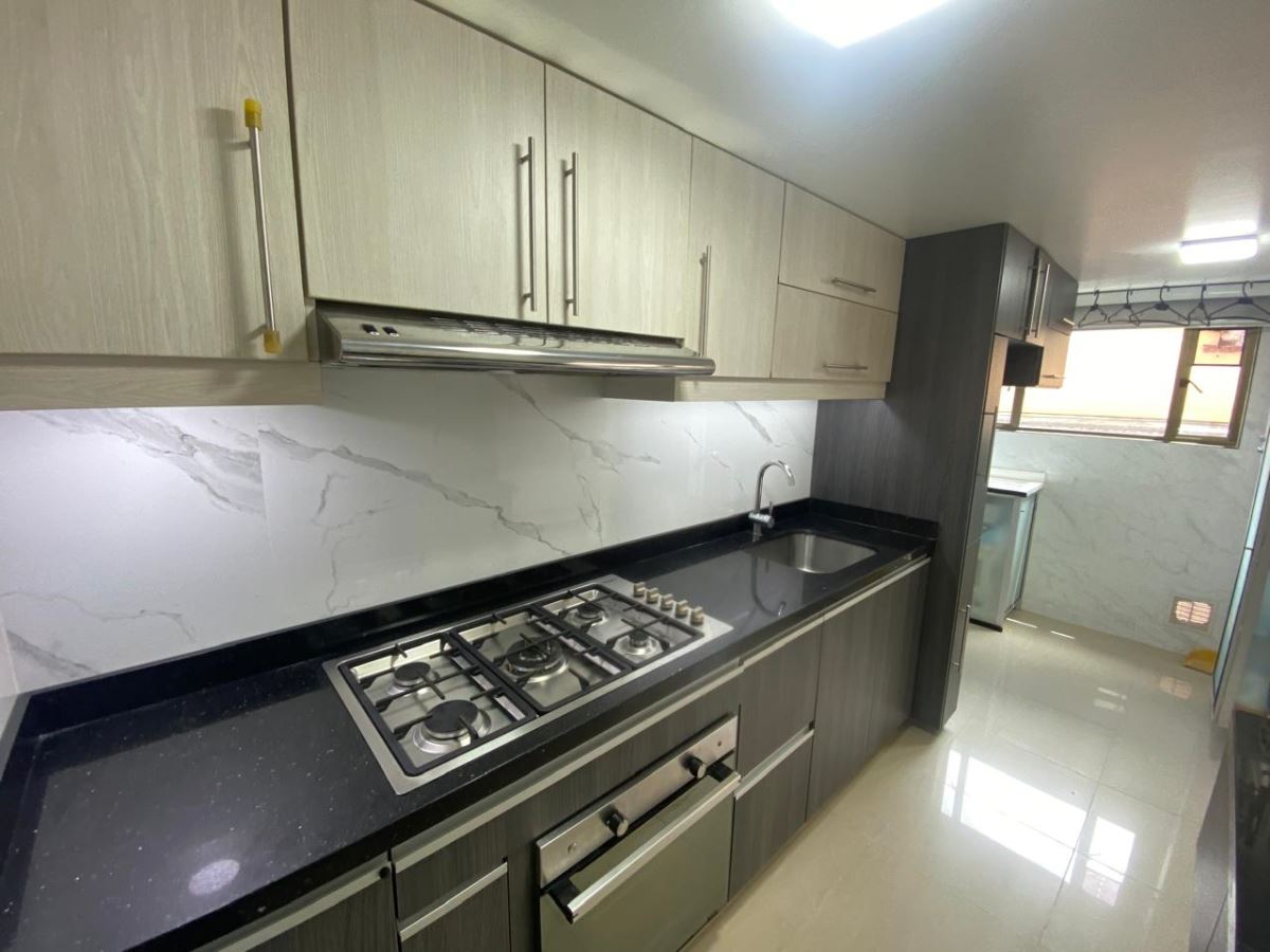 Apartamento en Arriendo - Bogota, CEDRITOS 4516