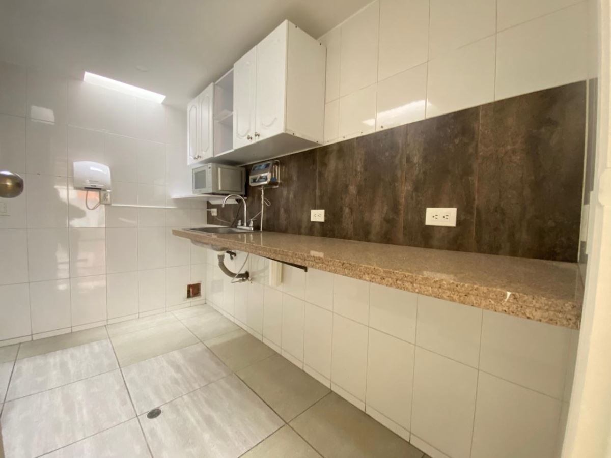 Casa en Venta - Bogota, LAGO GAITÁN 4969