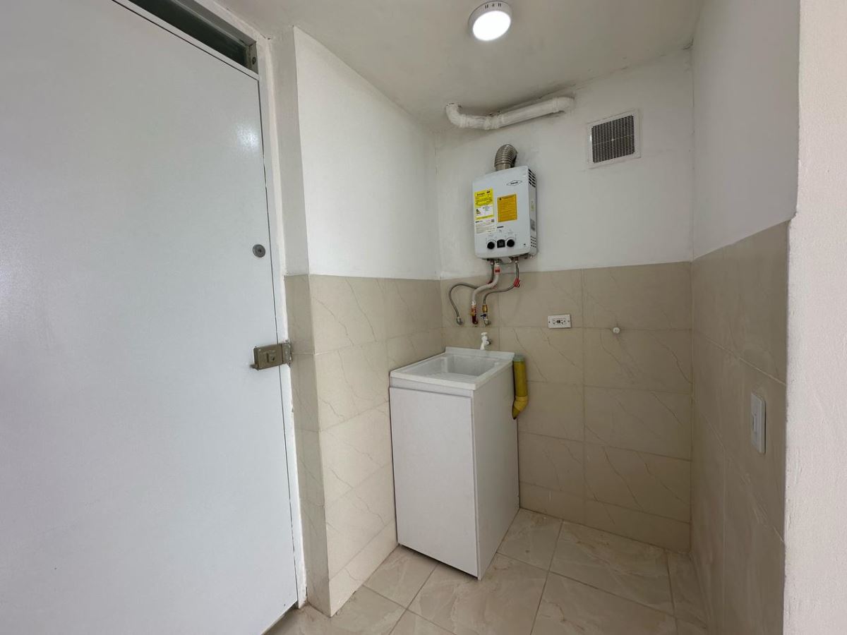 Apartamento en Arriendo - Bogota, NUEVA CASTILLA 4168
