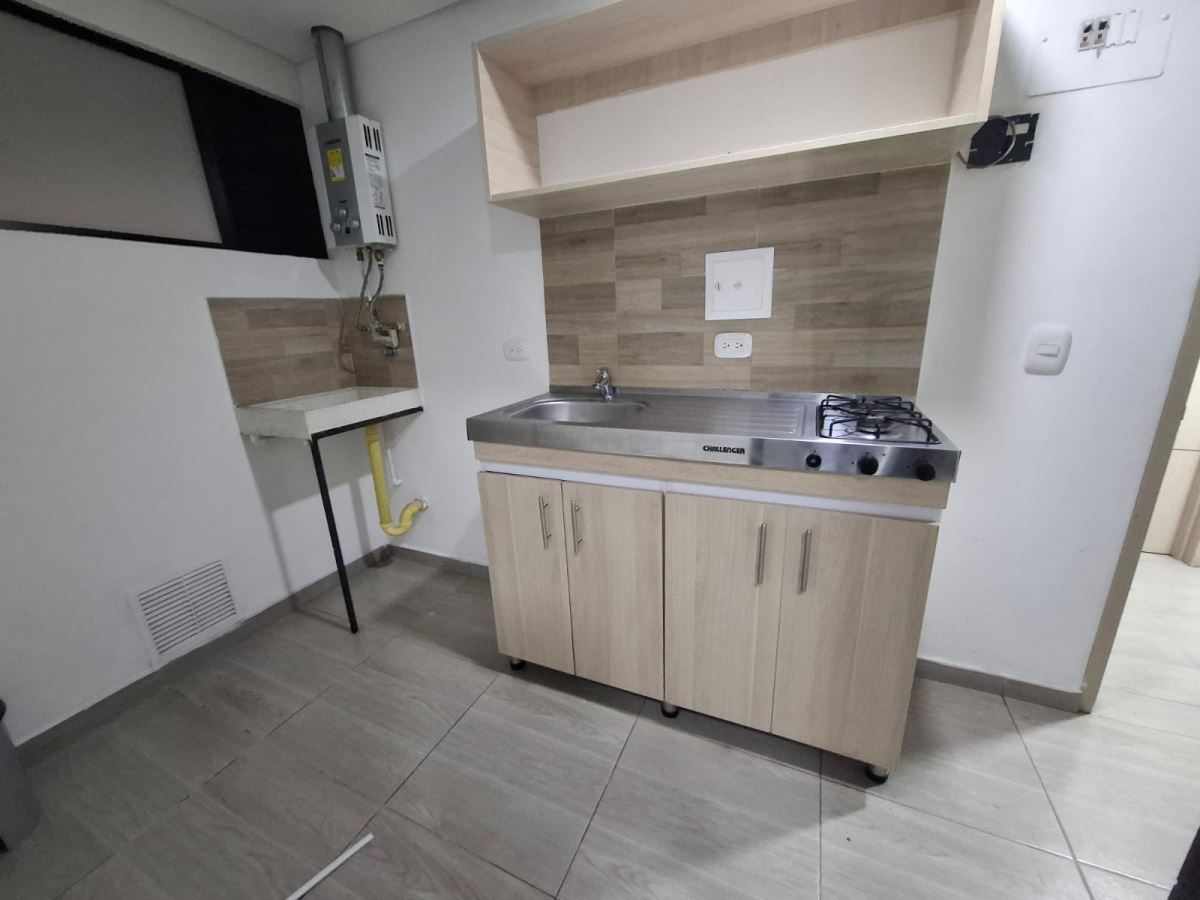 Apartamento en Arriendo - Bogota, LAS BRISAS 3767