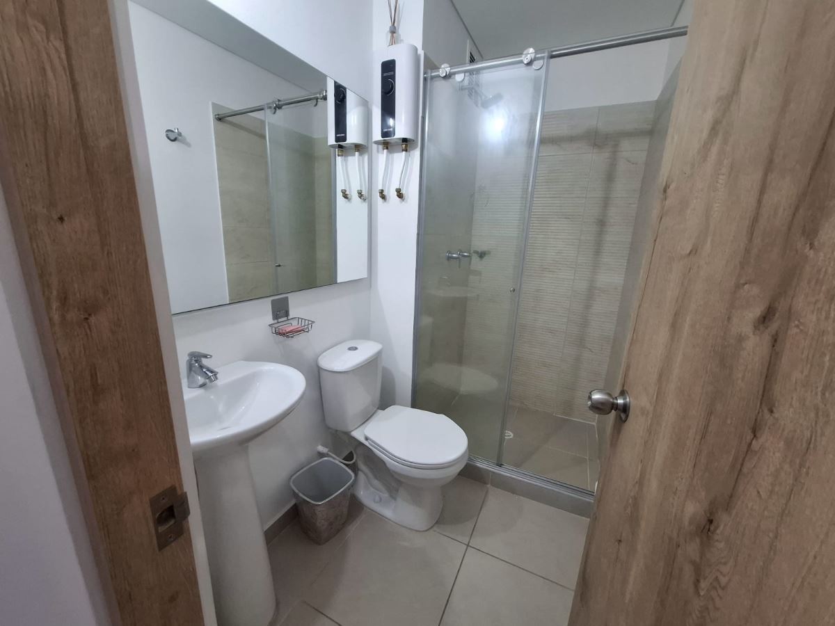 Apartamento en Arriendo - Bogota, LAS NIEVES 5244