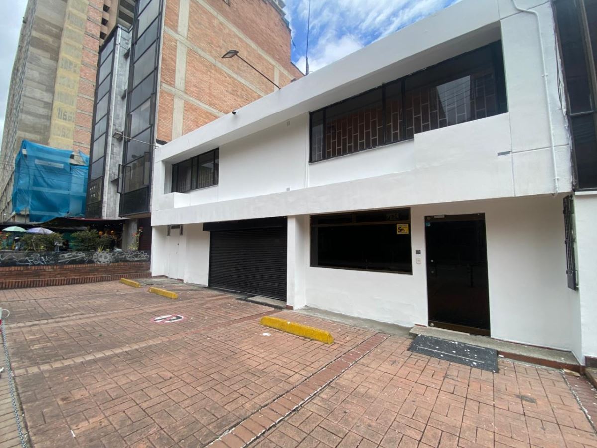 Casa en Arriendo - Bogota, LAGO GAITÁN 4446