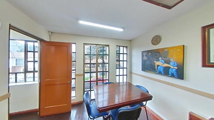 Casa en Venta - Bogota, PALERMO 2044