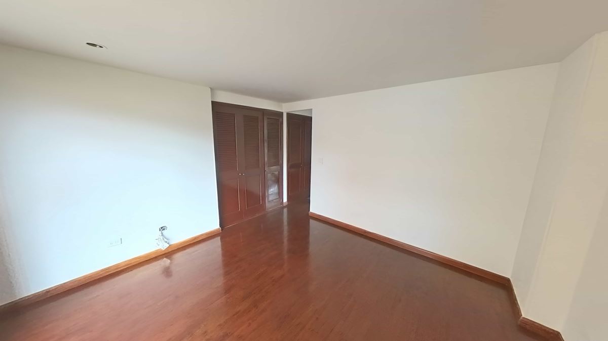 Casa en Venta - Bogota, GRATAMIRA 4075