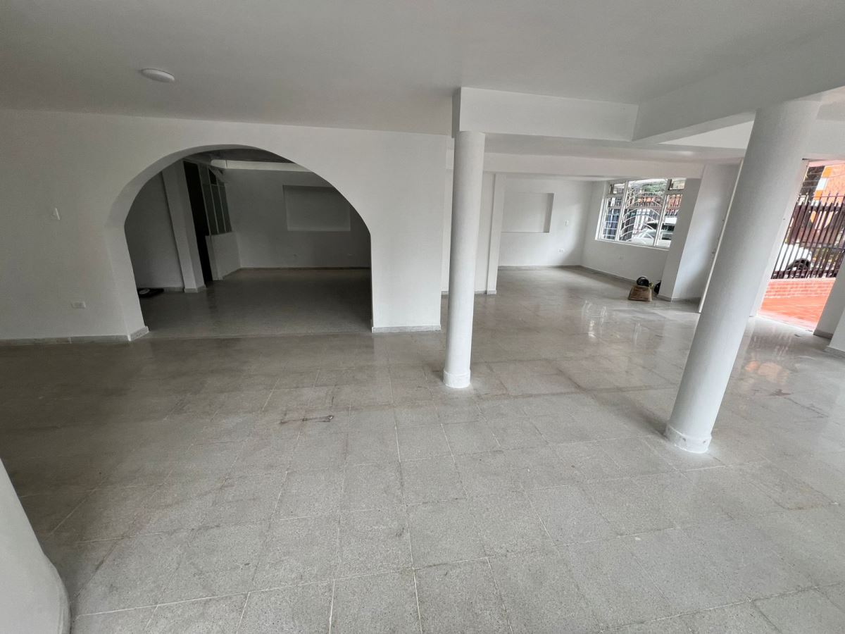 Local en Arriendo - Bogota, CIUDAD SALITRE NOR-ORIENTAL 4752