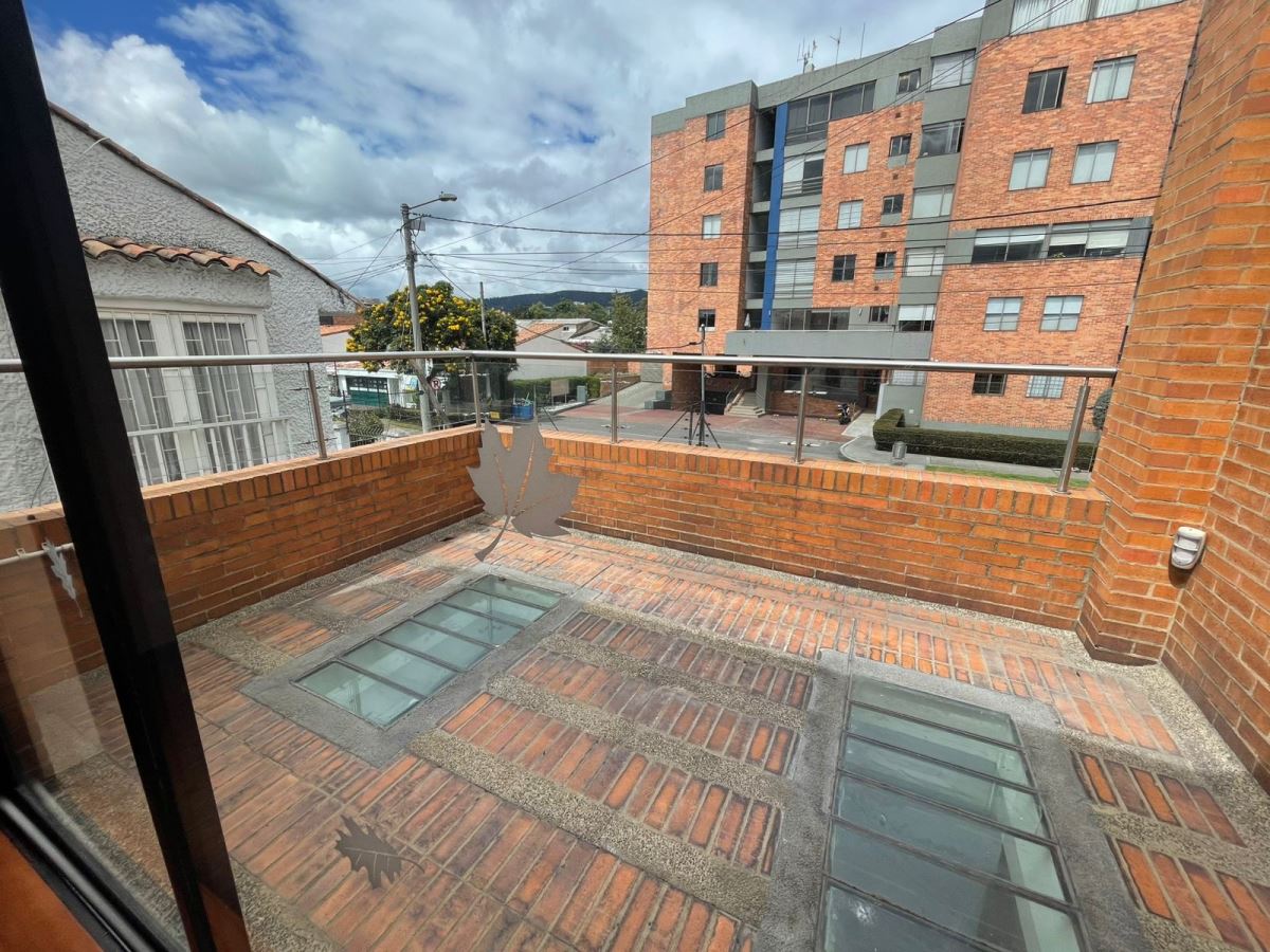 Casa en Arriendo - Bogota, ALHAMBRA 6053