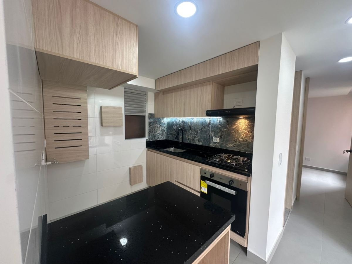 Apartamento en Arriendo - Bogota, HAYUELOS 4483
