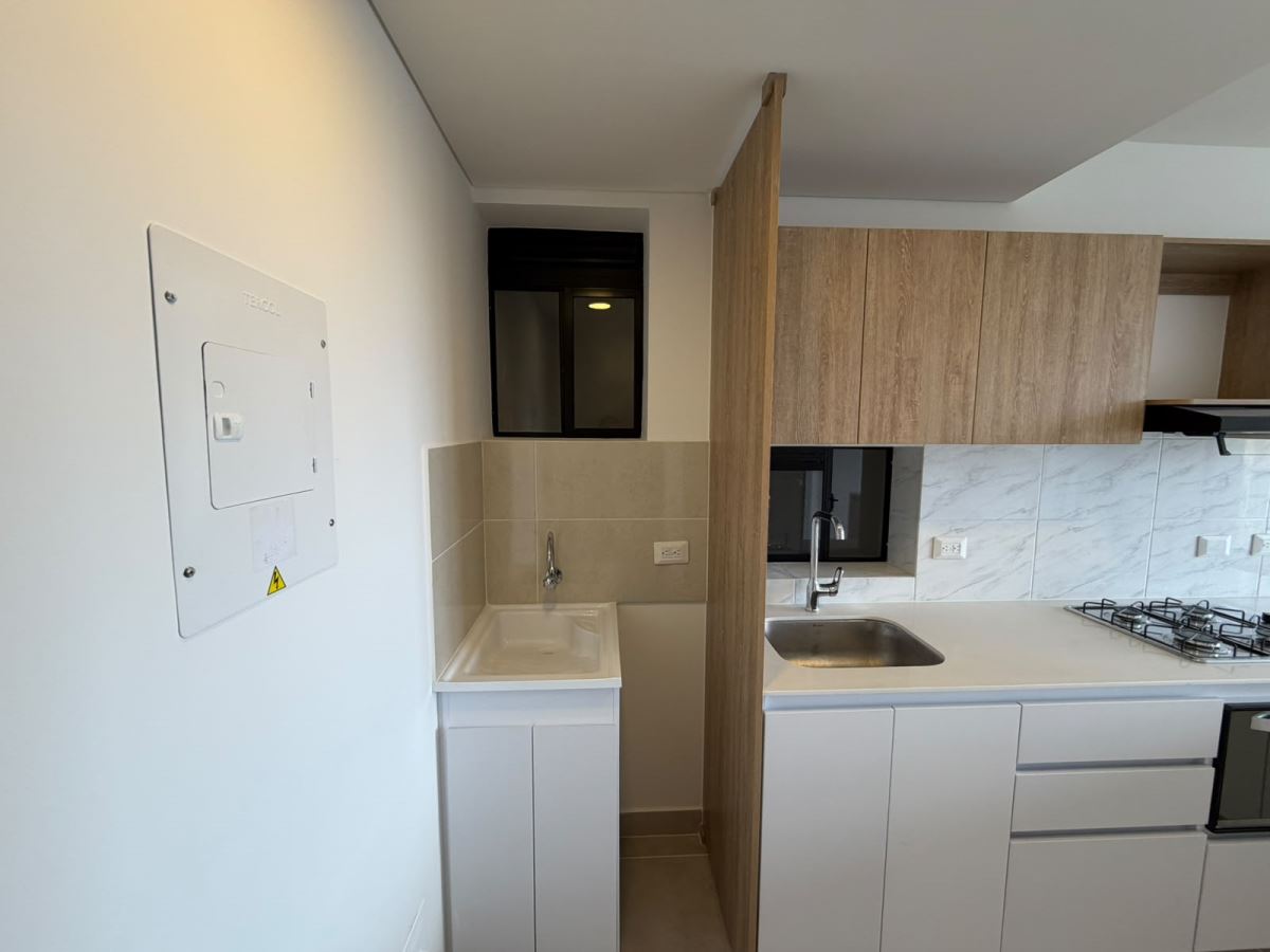 Apartamento en Arriendo - Bogota, MONTEVIDEO 6381