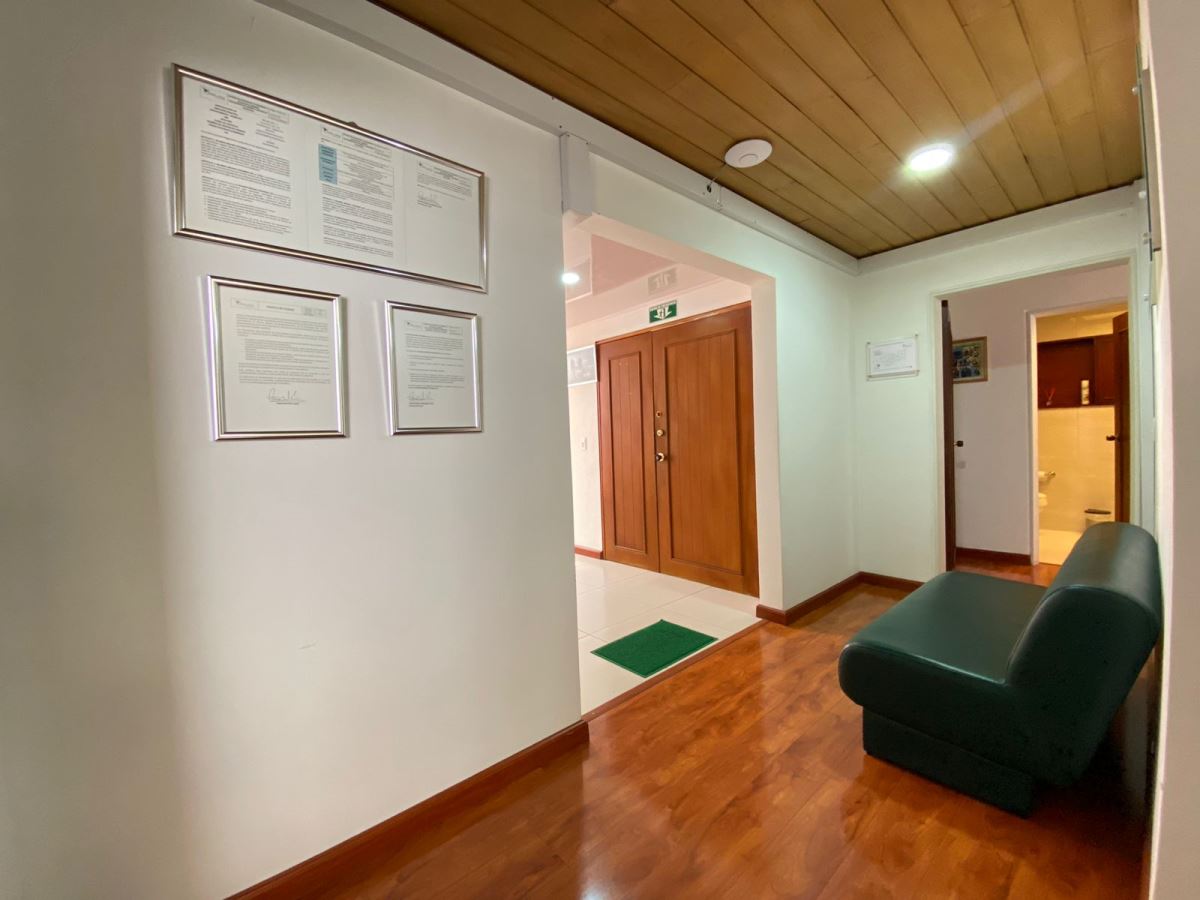 Casa en Arriendo - Bogota, SANTA BÁRBARA 3360