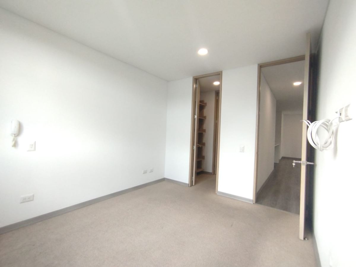 Apartamento en Arriendo - Bogota, SAN JOSÉ DE BAVARIA 4595