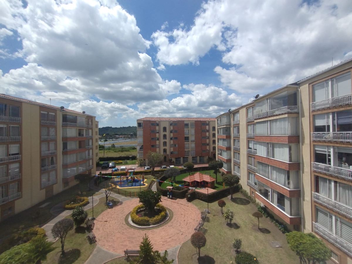 Apartamento en Arriendo - Bogota, MIRANDELA 955