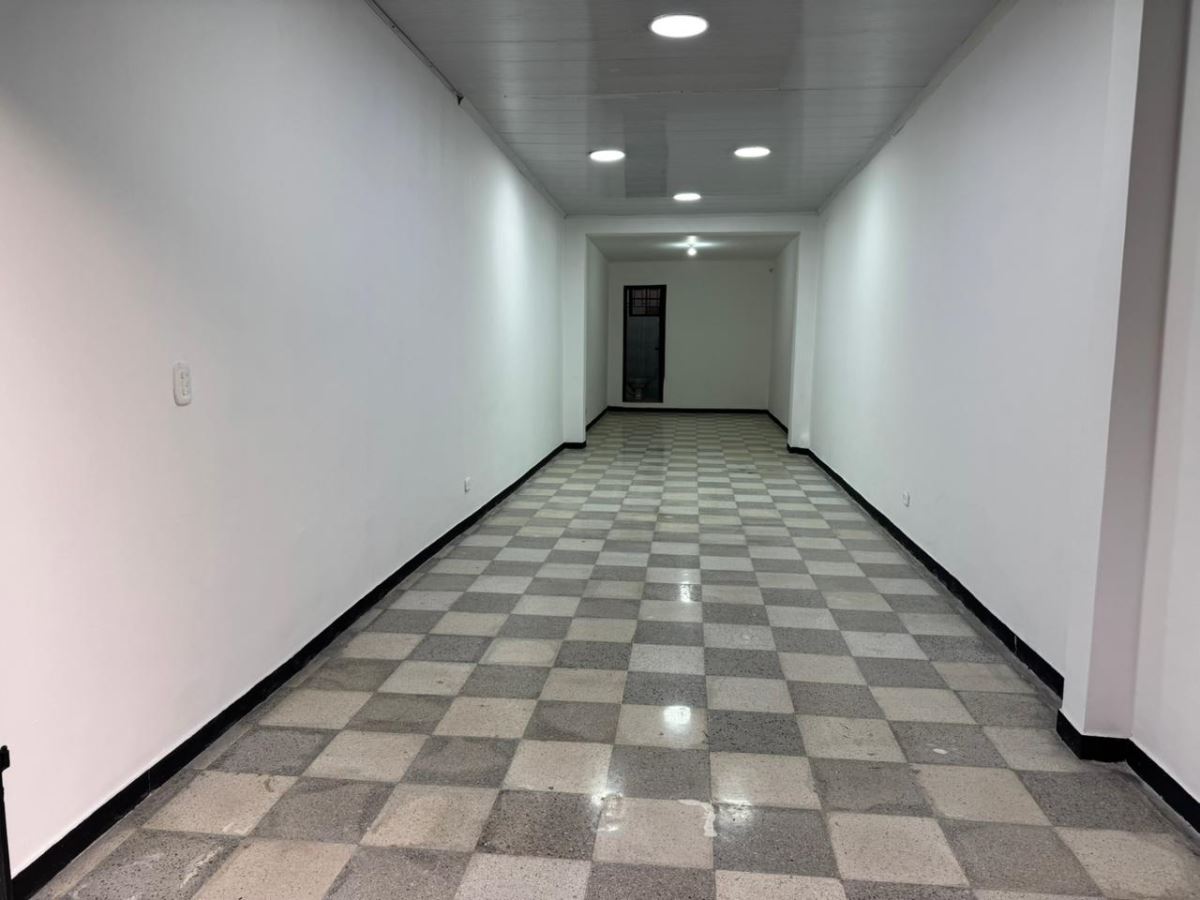 Local en Arriendo - Bogota, QUESADA 5824