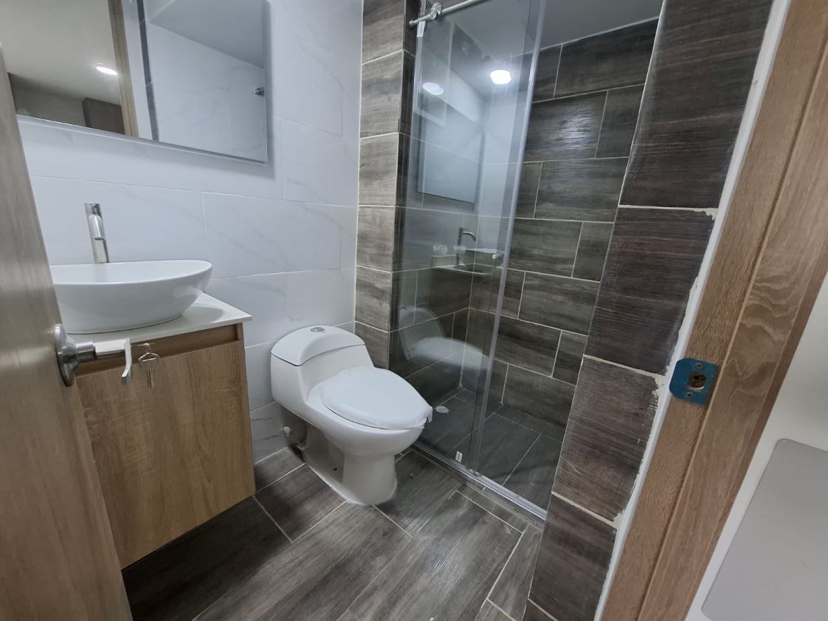 Apartamento en Arriendo - Bogota, INDUSTRIAL CENTENARIO 6044