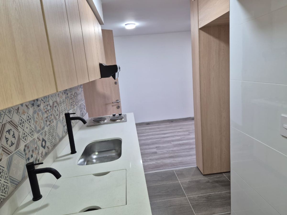 Apartamento en Arriendo - Bogota, EL REDIL 4790