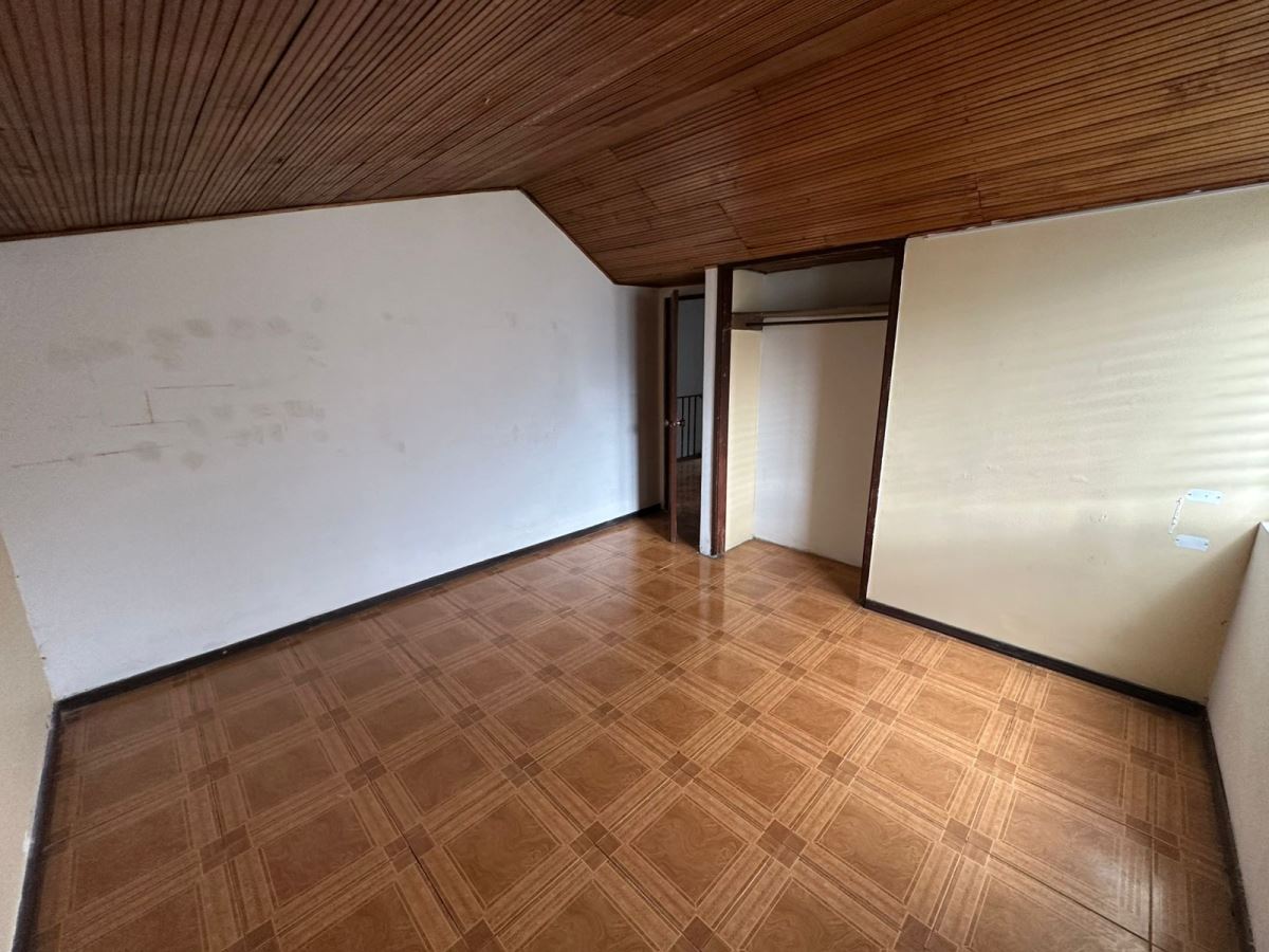 Casa en Arriendo - Bogota, VILLA ALSACIA 5346
