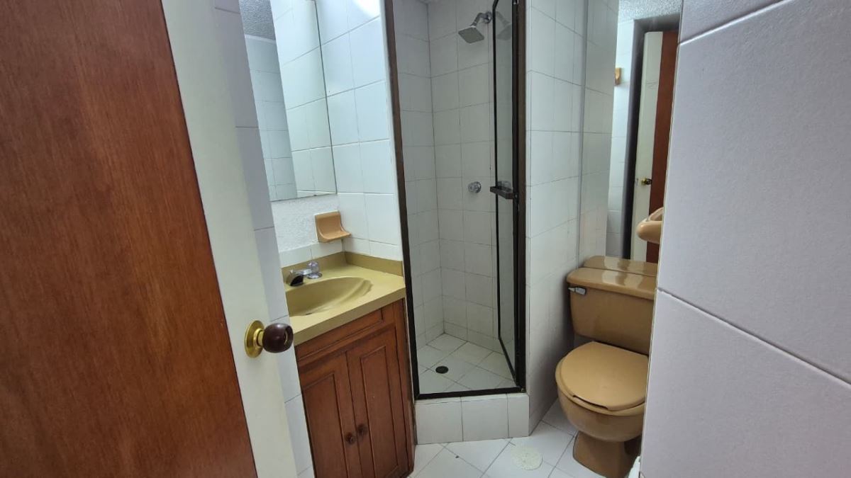 Apartamento en Arriendo - Bogota, CEDRITOS 6209