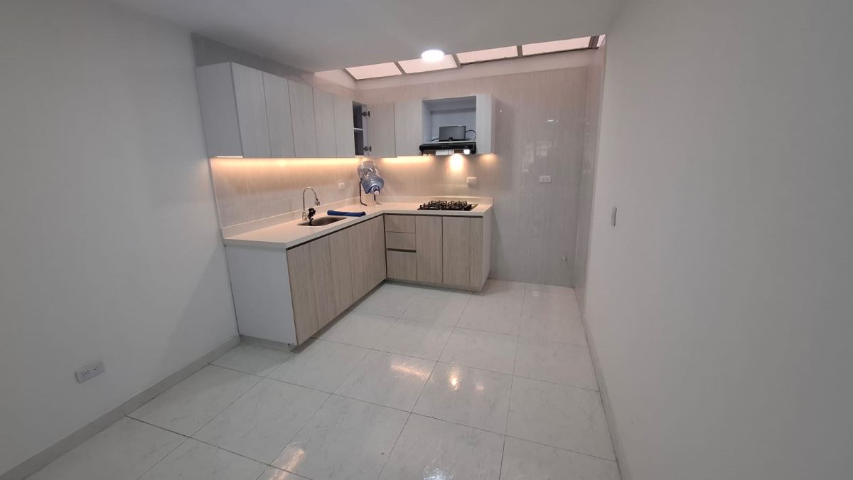 Casa en Arriendo - Bogota, GARCES NAVAS 4440
