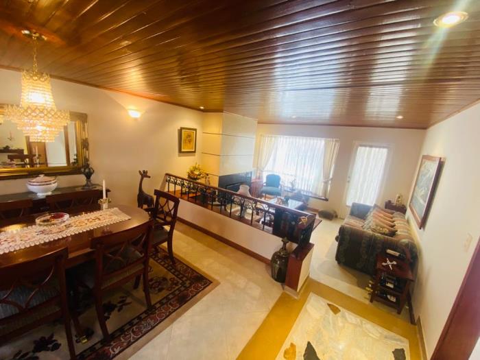 Casa en Venta - Bogota, EL CONTADOR 2384