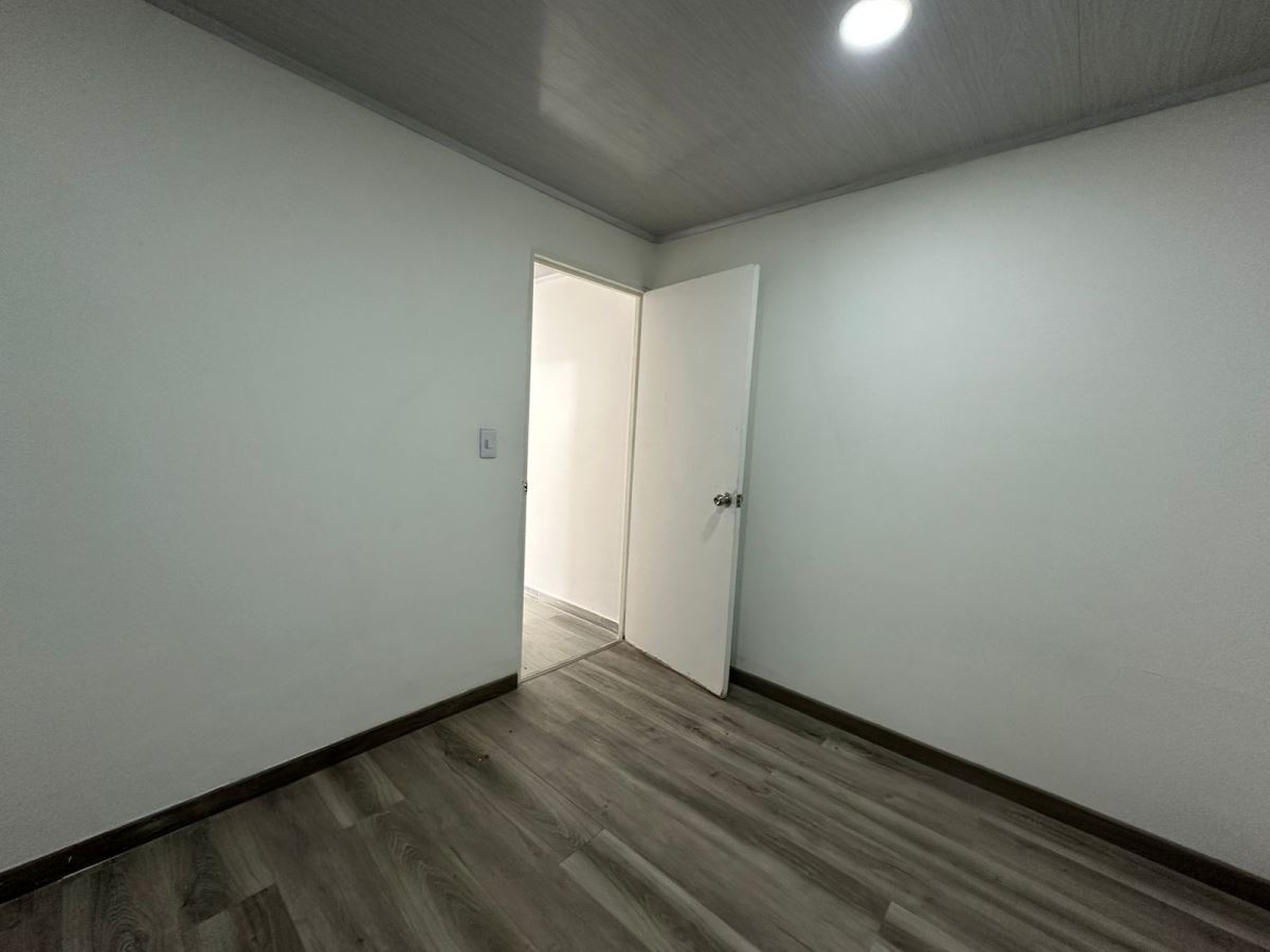 Casa en Venta - Bogota, COSTA AZUL 5486