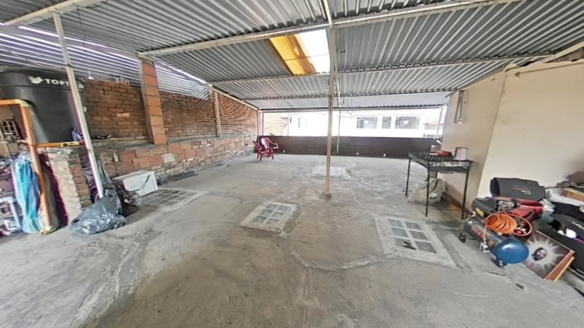Casa en Venta - Bogota, SANTA ISABEL 4284