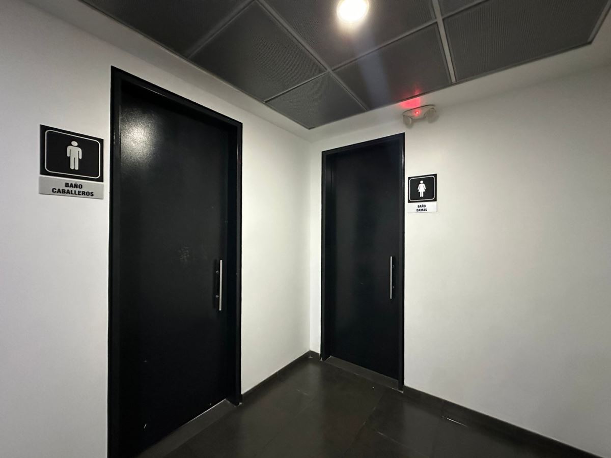 Oficina en Arriendo - Bogota, SALITRE  4832