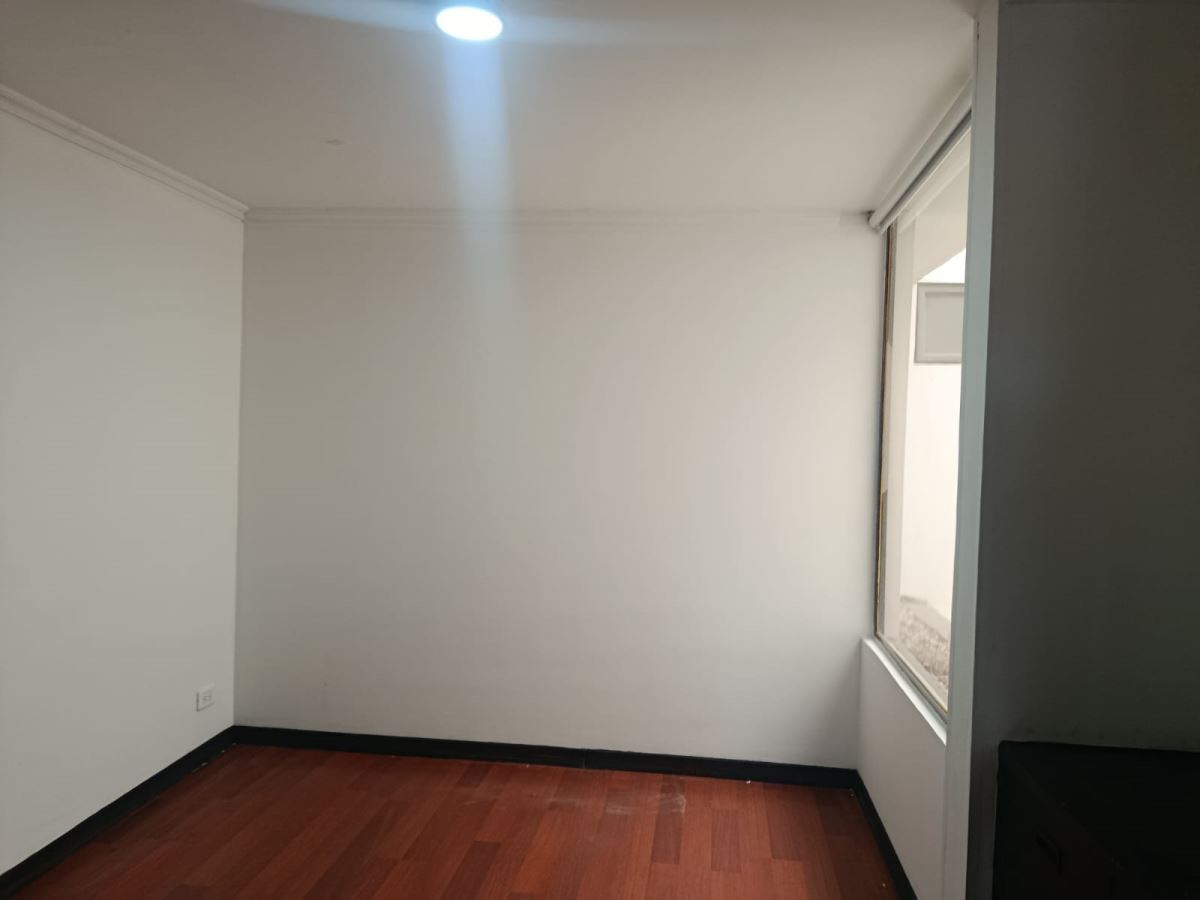 Apartamento en Arriendo - Bogota, SAN PATRICIO 5908