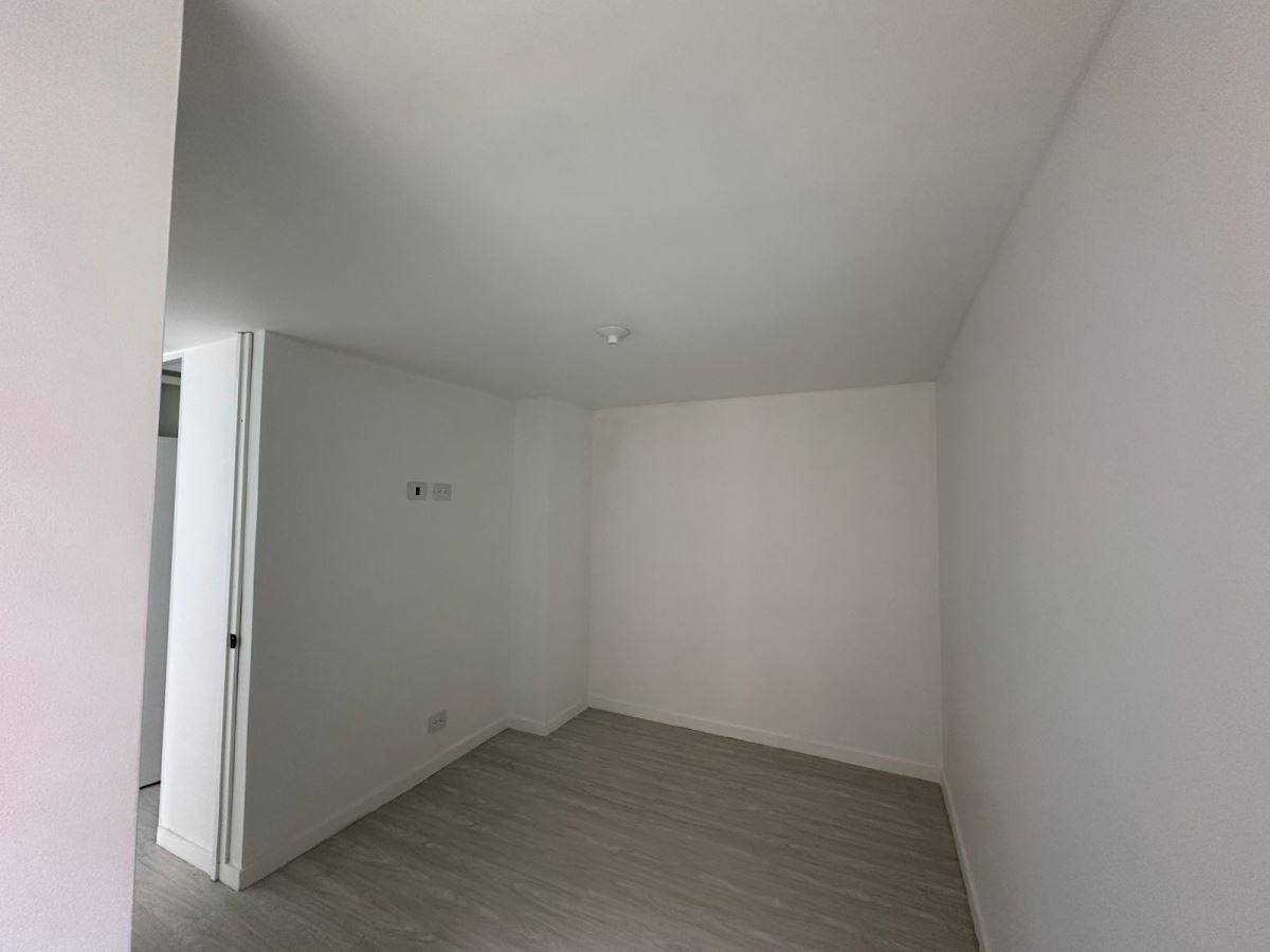 Apartamento en Arriendo - Bogota, CASTILLA 4893
