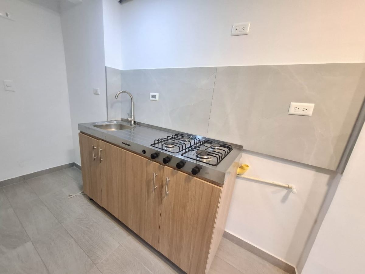 Apartamento en Arriendo - Bogota, EL LISTÓN 5144