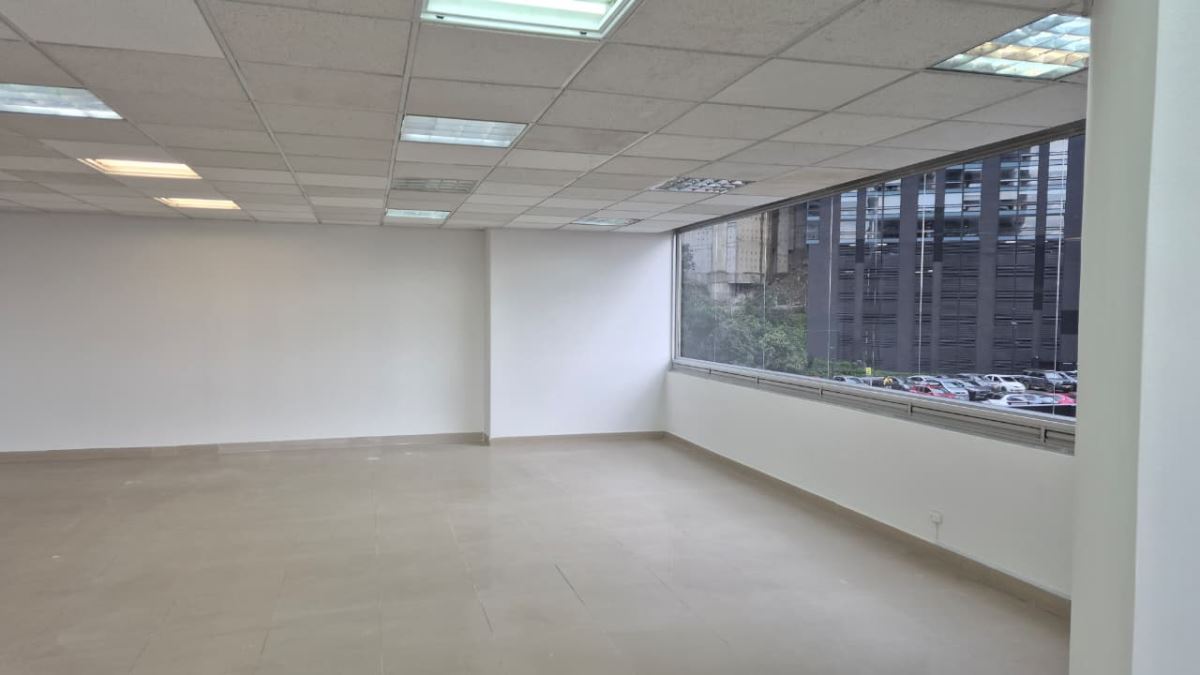Oficina en Arriendo - Bogota, BOSQUE DE PINOS 5508