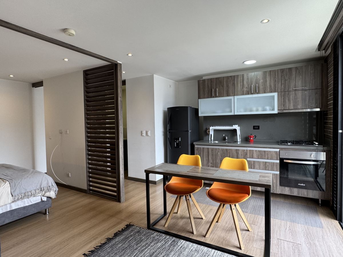 Apartamento en Arriendo - Bogota, LOS ALCAZARES 4642