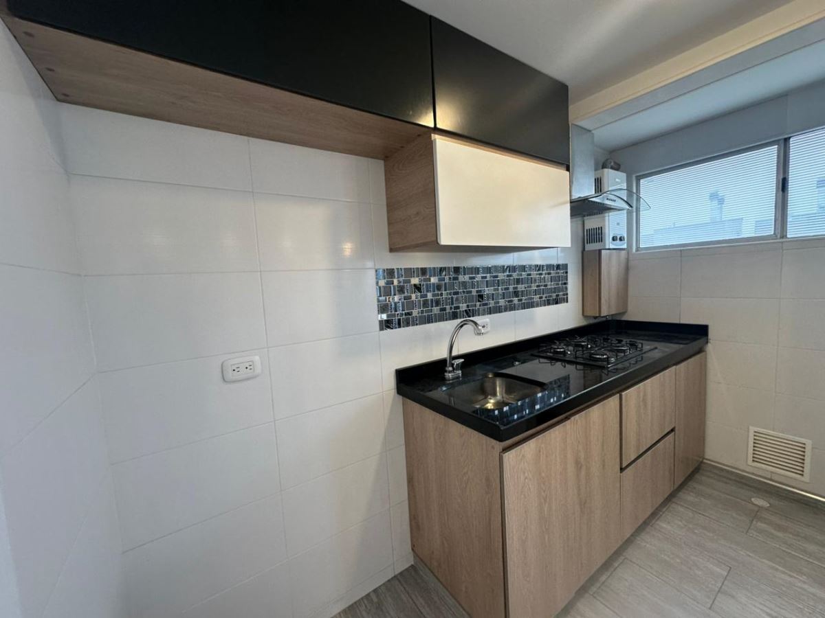 Apartamento en Arriendo - Bogota, CASTILLA 4518
