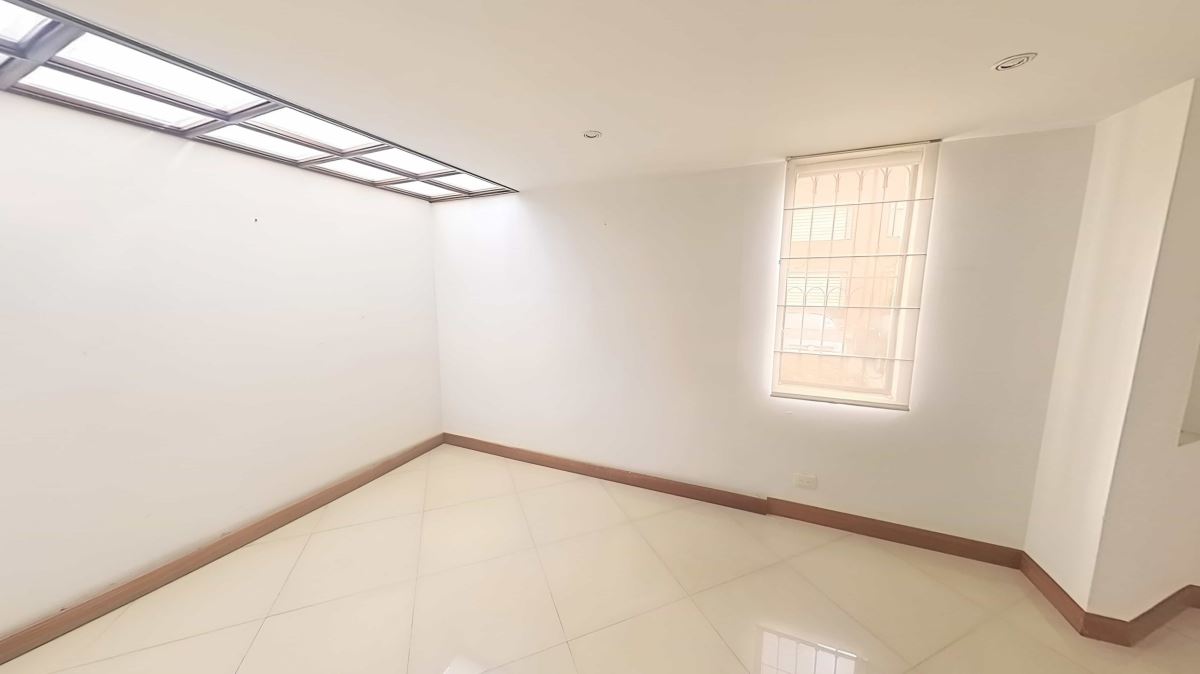 Casa en Venta - Bogota, LA PRADERA NORTE 4036