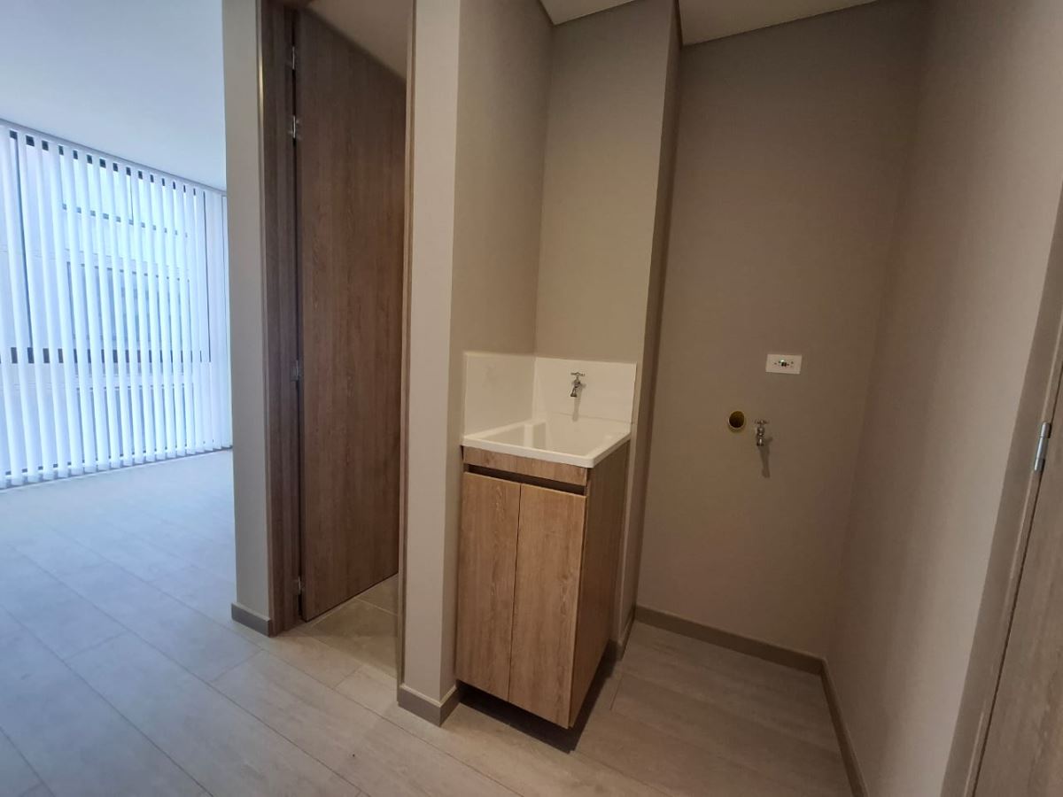 Apartamento en Arriendo - Bogota, LAS NIEVES 4598
