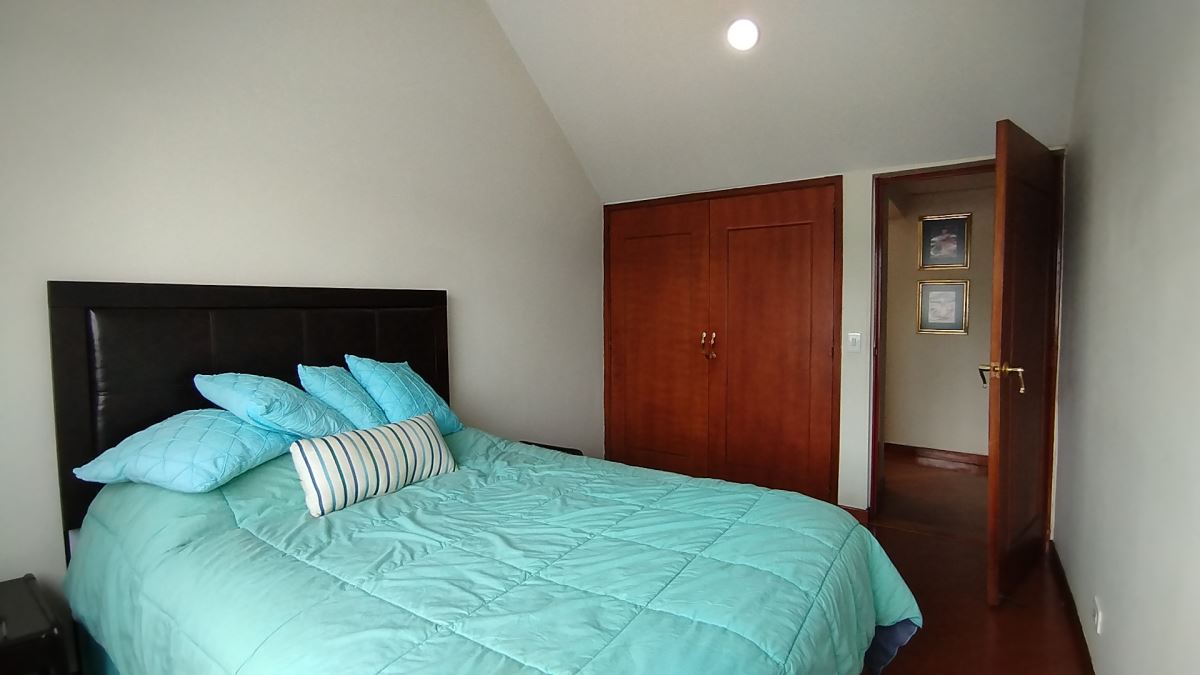 Casa en Arriendo - Bogota, PRADO VERANIEGO NORTE 3908