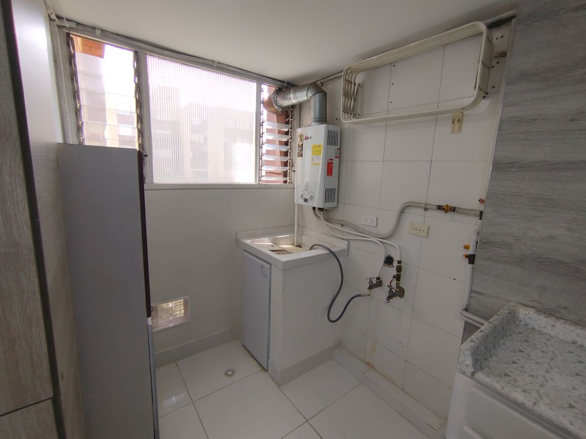 Apartamento en Arriendo - Bogota, LA COLINA CAMPESTRE 4665