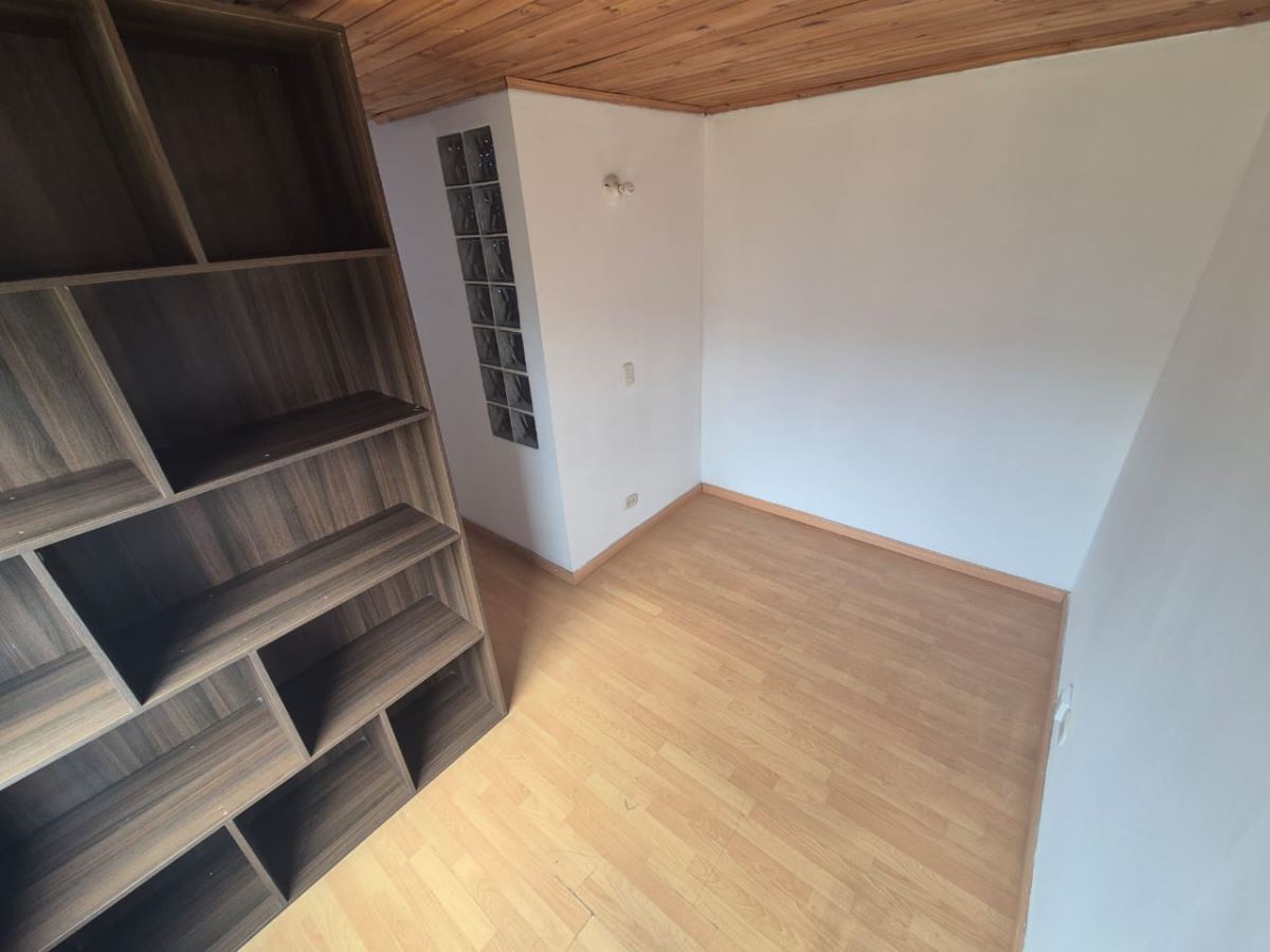Casa en Arriendo - Bogota, CASTILLA 1370