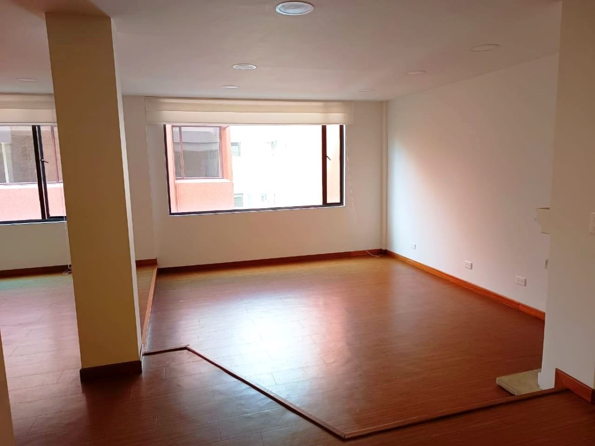 Apartamento en Arriendo - Bogota, SANTA BÁRBARA 6246
